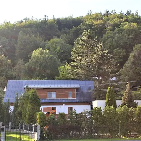 Apalucha 49 * Čeladná