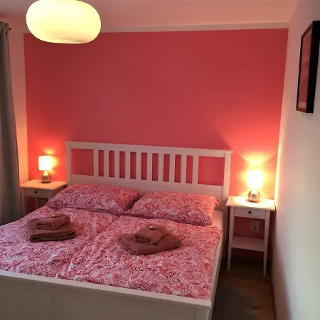 Apalucha 49 * Čeladná